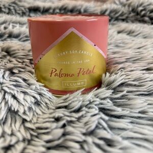 Illume Paloma Petal Luxury Soy Candle